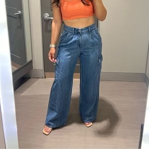 Women's Wide Leg Denim Cargo Trousers - Universal
Thread™ Medium Wash 4